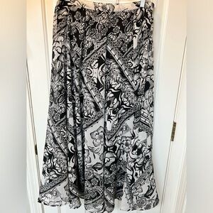Mix Nouveau Long flowing skirt
